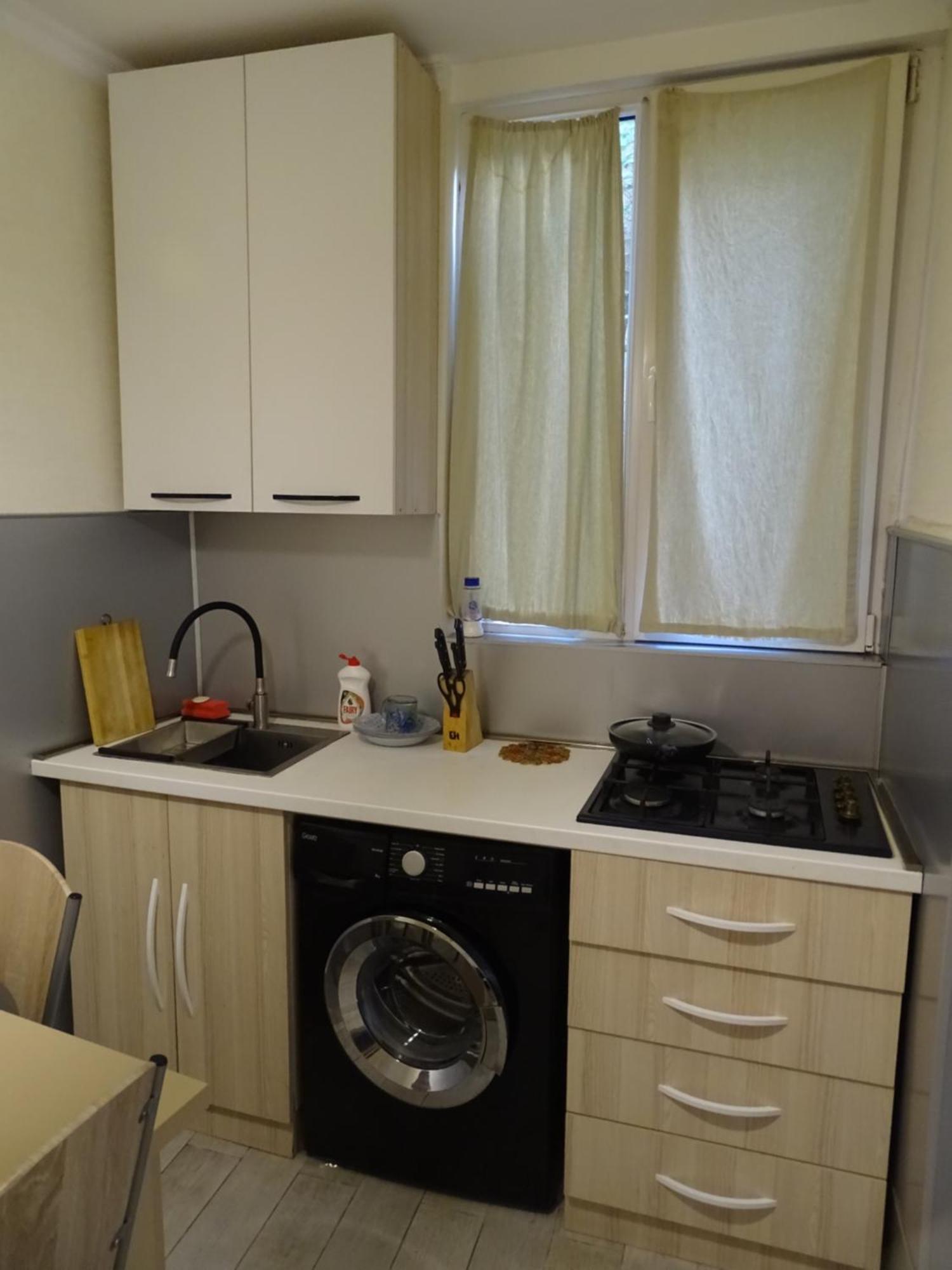 Vake Super Quiet And Comfy Apartment With A Yard ティビリシ エクステリア 写真